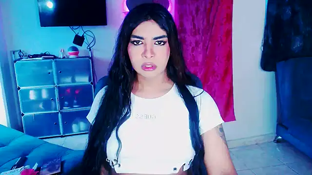 Snapshot of violet_bigcock774 chatting on 05/04/26, 12:45 violet bigcock774 online show from 05/04/26, 12:45