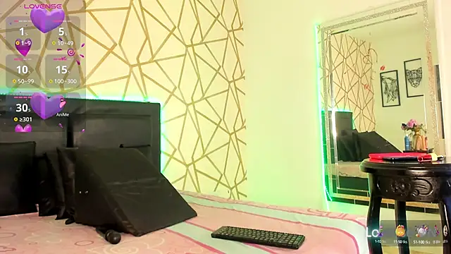 EmilyyRosee  online show from 02/25/25, 08:41