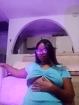 EmilyyRosee  online show from 04/14/26, 07:25