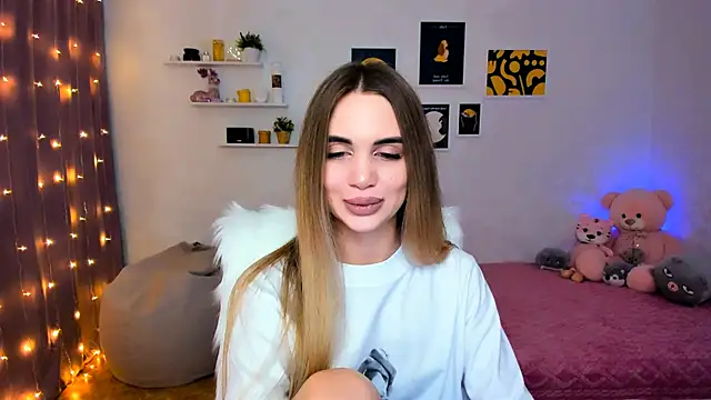 Snapshot of aPieceOfJoy chatting on 12/16/24, 12:48 aPieceOfJoy online show from 12/16/24, 12:48