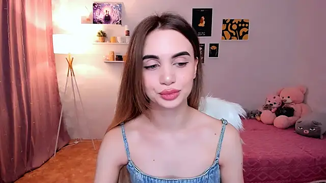 Snapshot of aPieceOfJoy chatting on 02/28/25, 10:28 aPieceOfJoy online show from 02/28/25, 10:28