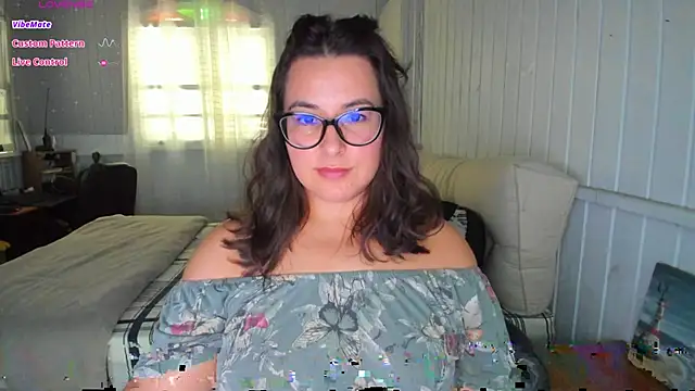 Snapshot of anna_love_hot chatting on 03/14/26, 04:34 anna love hot online show from 03/14/26, 04:34