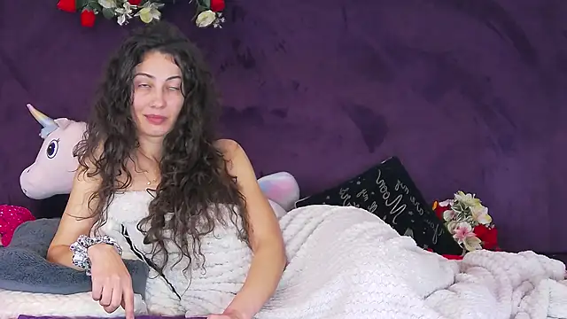 Snapshot of Jayllene chatting on 12/17/25, 08:09 Jayllene online show from 12/17/25, 08:09