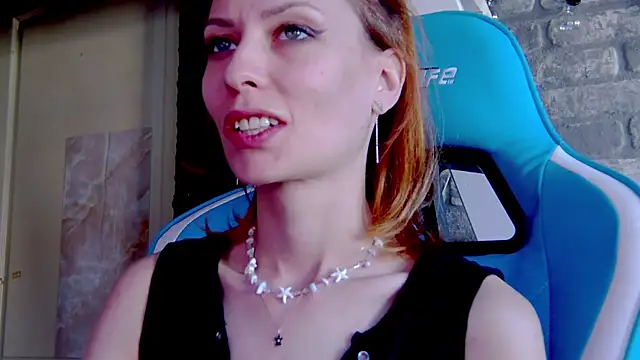karo123421 online show from 03/07/25, 06:57