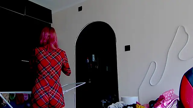 karo123421 online show from 11/24/25, 10:59