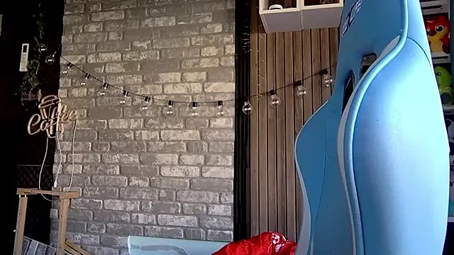 karo123421 online show from 03/04/26, 07:36