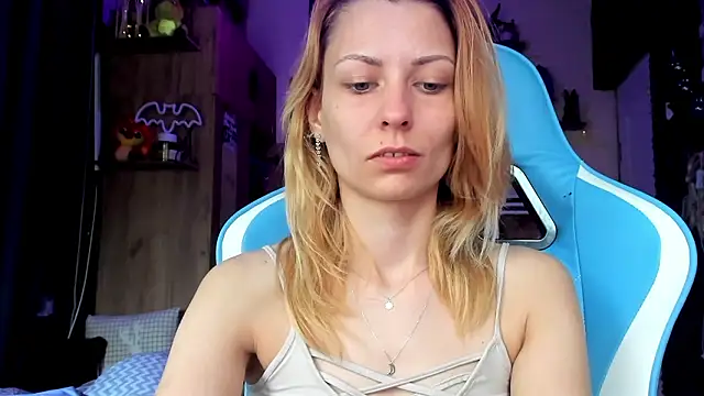 karo123421 online show from 03/30/26, 05:08