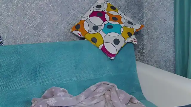 Snapshot of Brilliant_Doll chatting on 12/01/25, 03:11 Brilliant Doll online show from 12/01/25, 03:11