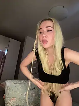 xDinnax online show from 02/28/25, 11:47