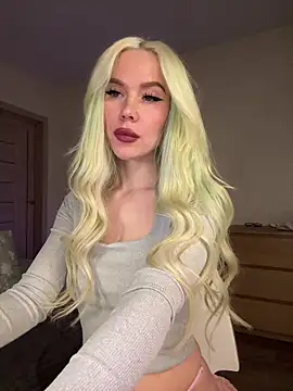 xDinnax online show from 09/14/25, 07:35