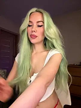 xDinnax online show from 09/23/25, 04:32