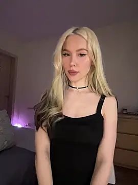 xDinnax online show from 03/23/26, 10:08