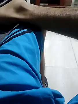 Snapshot of Tetris-17 chatting on 10/30/25, 01:07 Tetris-17 online show from 10/30/25, 01:07