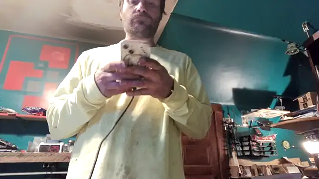 Snapshot of charactrzero chatting on 11/10/25, 12:53 charactrzero online show from 11/10/25, 12:53