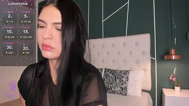 Snapshot of Veronicalanx1 chatting on 12/18/25, 11:27 Veronicalanx1 online show from 12/18/25, 11:27