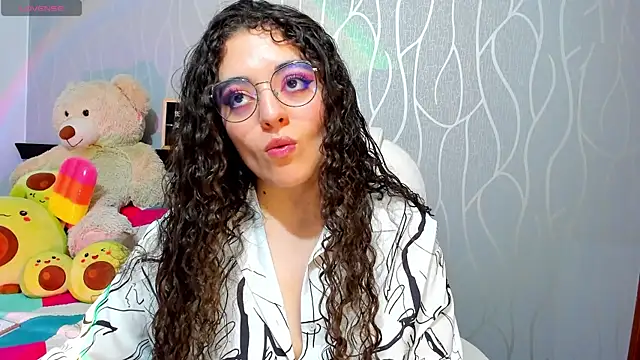 AshleyKim  online show from 12/16/24, 08:58