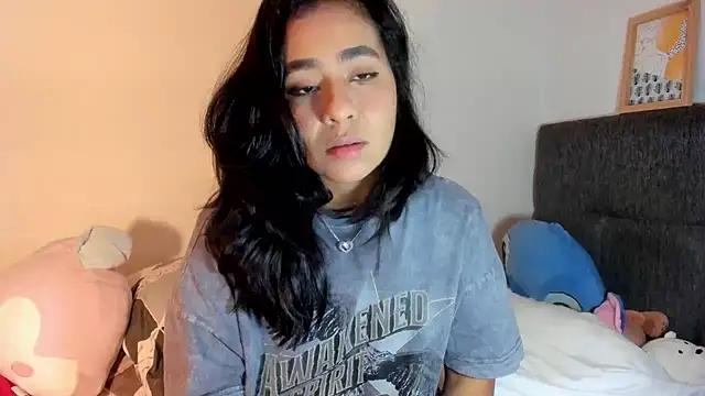 Snapshot of valeryvegas_2 chatting on 03/29/26, 01:38 valeryvegas 2 online show from 03/29/26, 01:38