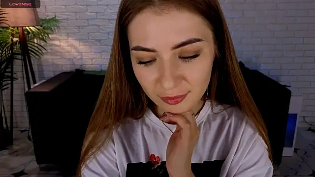 Adelyna Bird online show from 03/16/25, 10:55