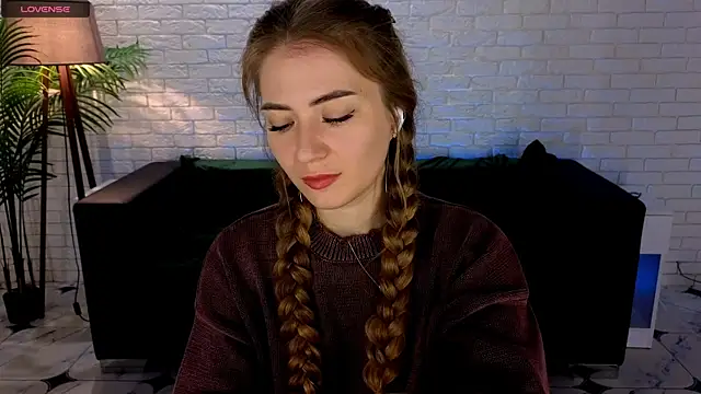 Adelyna Bird online show from 03/17/25, 07:35