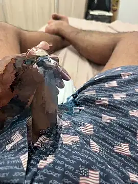 Snapshot of vicky_897n chatting on 09/15/25, 02:50 vicky 897n online show from 09/15/25, 02:50