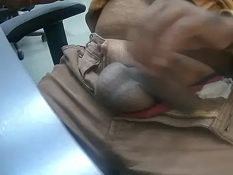 Snapshot of hotdikforu chatting on 04/11/26, 09:02 hotdikforu online show from 04/11/26, 09:02