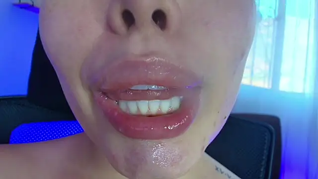 lisbet21x online show from 01/31/25, 09:59