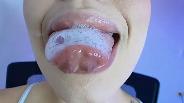 lisbet21x online show from 02/25/26, 08:18