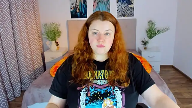 Snapshot of PolinaSalvatore chatting on 01/13/25, 05:02 PolinaSalvatore online show from 01/13/25, 05:02