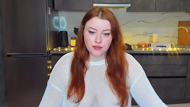 Snapshot of PolinaSalvatore chatting on 02/11/25, 06:44 PolinaSalvatore online show from 02/11/25, 06:44