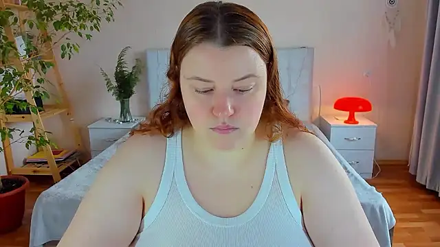 Snapshot of PolinaSalvatore chatting on 11/07/25, 09:53 PolinaSalvatore online show from 11/07/25, 09:53