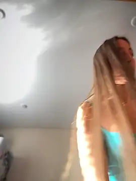 EvaCatt online show from 12/19/24, 04:23