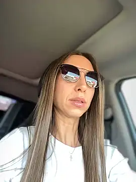 EvaCatt online show from 03/16/25, 06:20