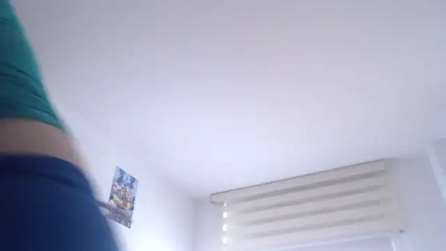 andreaisis2 online show from 10/30/25, 08:20