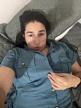 andreaisis2 online show from 04/12/26, 10:26