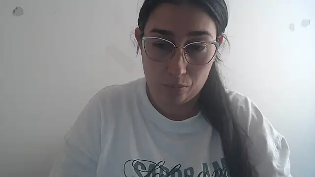 Snapshot of andreaisis2 chatting on 07/01/26, 08:19 andreaisis2 online show from 07/01/26, 08:19