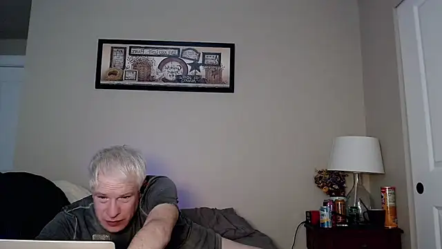 Snarfle82 online show from 12/13/25, 07:53