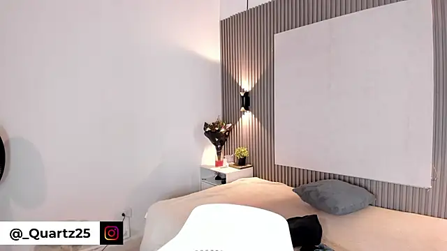 Zafiiraa online show from 10/25/25, 11:51