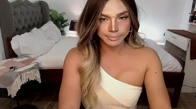 liaa lurrecams online show from 01/20/25, 01:53