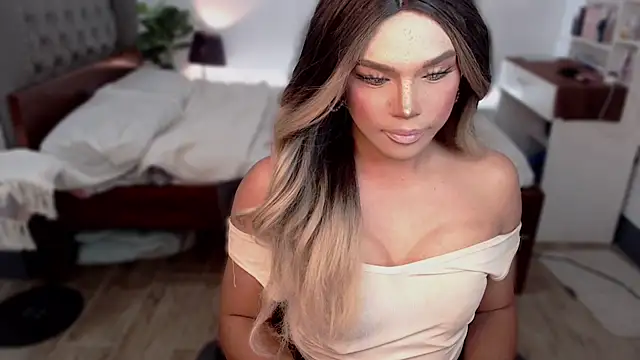 liaa lurrecams online show from 09/11/25, 11:21