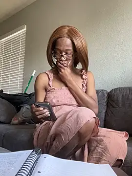 Snapshot of sweetsexiecool7 chatting on 10/09/25, 07:01 sweetsexiecool7 online show from 10/09/25, 07:01