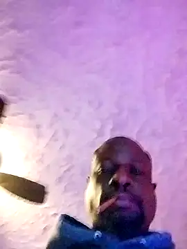 Snapshot of Daddy_hook chatting on 12/06/24, 12:45 Daddy hook online show from 12/06/24, 12:45