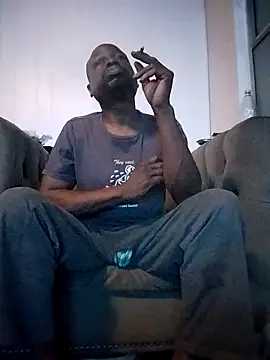 Snapshot of Daddy_hook chatting on 10/26/25, 07:25 Daddy hook online show from 10/26/25, 07:25