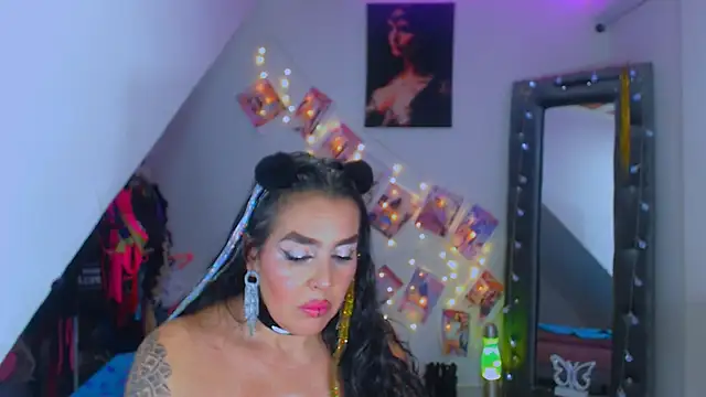 Snapshot of sweet_vanessa_22 chatting on 02/27/25, 06:40 sweet vanessa 22 online show from 02/27/25, 06:40