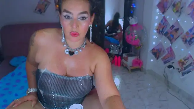 Snapshot of sweet_vanessa_22 chatting on 09/19/25, 09:48 sweet vanessa 22 online show from 09/19/25, 09:48