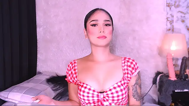 Oriental Tiara online show from 03/14/25, 07:04