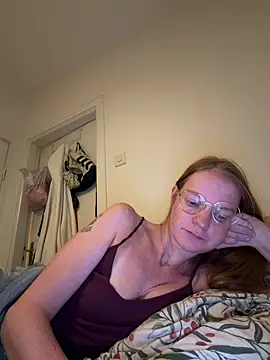 Snapshot of jannis1992 chatting on 04/04/26, 03:38 jannis1992 online show from 04/04/26, 03:38