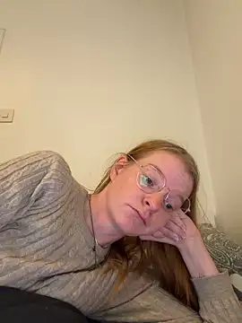 Snapshot of jannis1992 chatting on 06/16/26, 09:34 jannis1992 online show from 06/16/26, 09:34