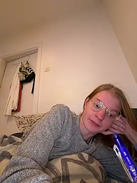 Snapshot of jannis1992 chatting on 06/30/26, 07:59 jannis1992 online show from 06/30/26, 07:59