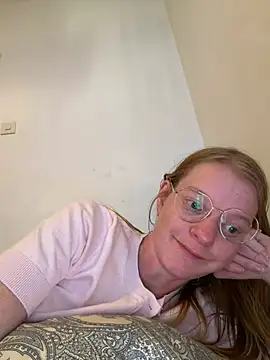 Snapshot of jannis1992 chatting on 07/24/26, 02:59 jannis1992 online show from 07/24/26, 02:59