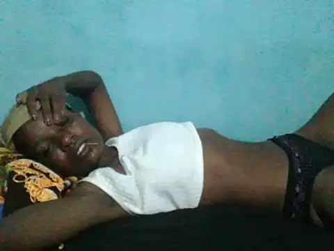 sweetchic  online show from 03/10/25, 09:07